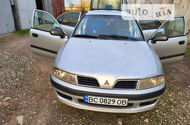 Лифтбек Mitsubishi Carisma 2000 в 