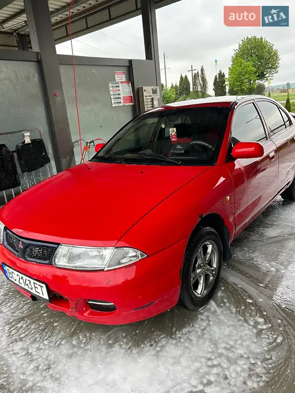 Mitsubishi Carisma 1996