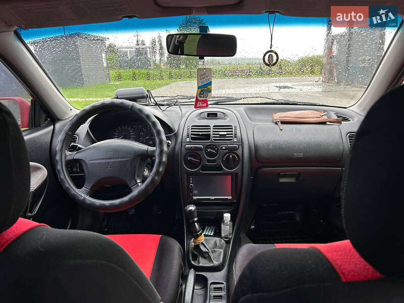 Ліфтбек Mitsubishi Carisma 1996 в Городку фото 13 Ліфтбек Mitsubishi Carisma 1996 в Городку