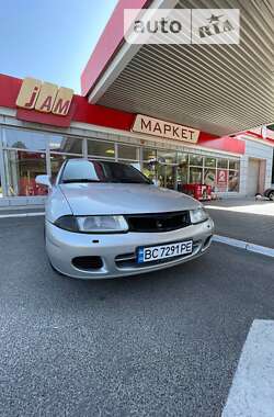 Седан Mitsubishi Carisma 1997 в Львове