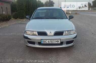 Лифтбек Mitsubishi Carisma 2001 в Дубно