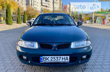 Седан Mitsubishi Carisma 1998 в Рівному