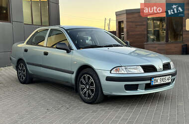 Седан Mitsubishi Carisma 2003 в Рівному