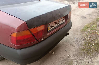 Седан Mitsubishi Carisma 1998 в Львові