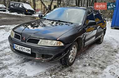 Седан Mitsubishi Carisma 2003 в Киеве