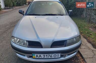 Ліфтбек Mitsubishi Carisma 2002 в Києві