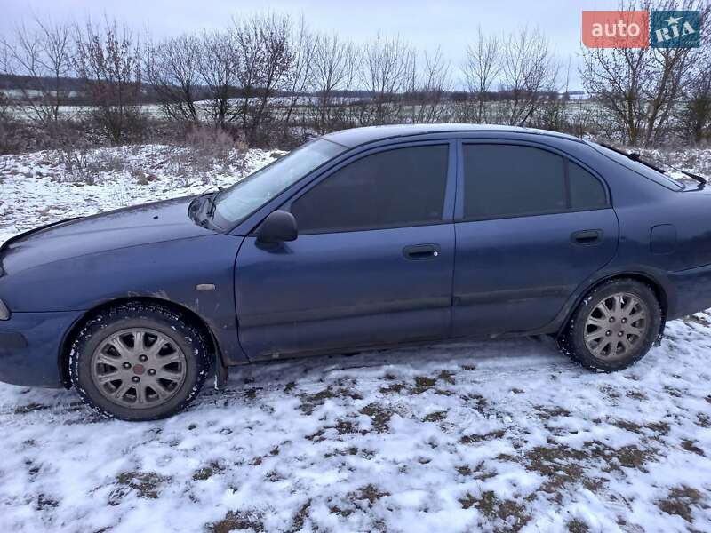 Седан Mitsubishi Carisma 2002 в Сумах