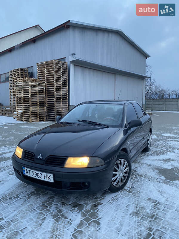 Седан Mitsubishi Carisma 2002 в Надвірній