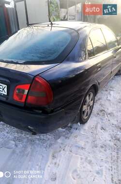 Лифтбек Mitsubishi Carisma 2002 в 