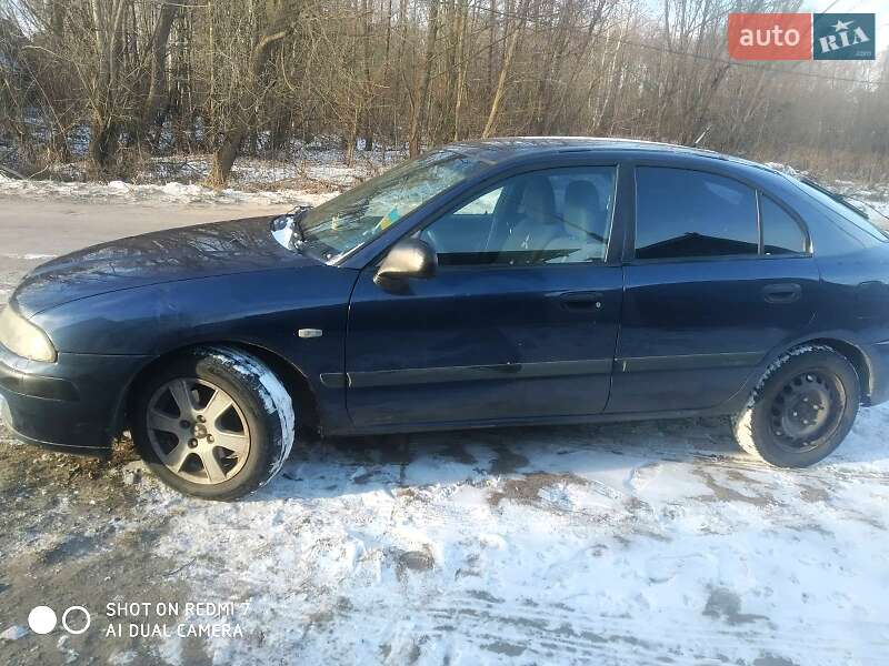 Ліфтбек Mitsubishi Carisma 2002 в Чернігові