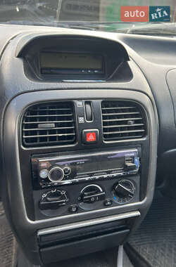 Седан Mitsubishi Carisma 2002 в 
