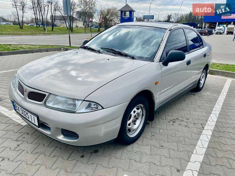 Mitsubishi Carisma 1997