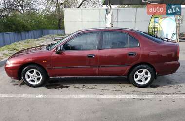 Ліфтбек Mitsubishi Carisma 1996 в 