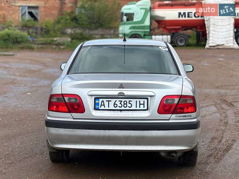 Седан Mitsubishi Carisma 2003 в Надворной