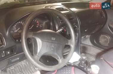Седан Mitsubishi Carisma 1998 в 