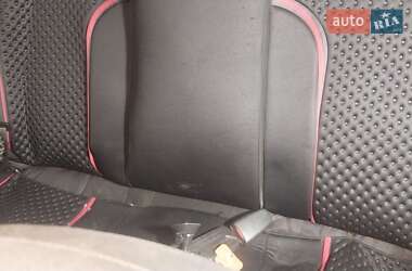 Седан Mitsubishi Carisma 1998 в 