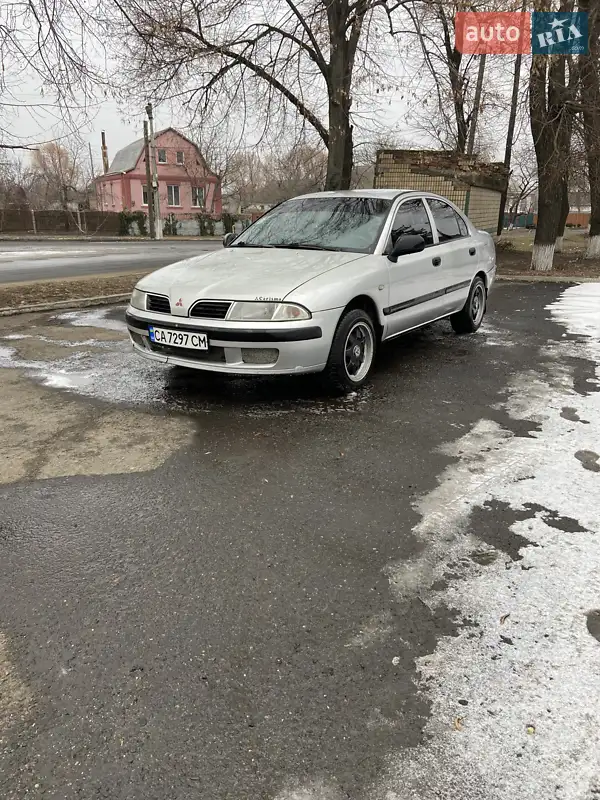 Mitsubishi Carisma 1999