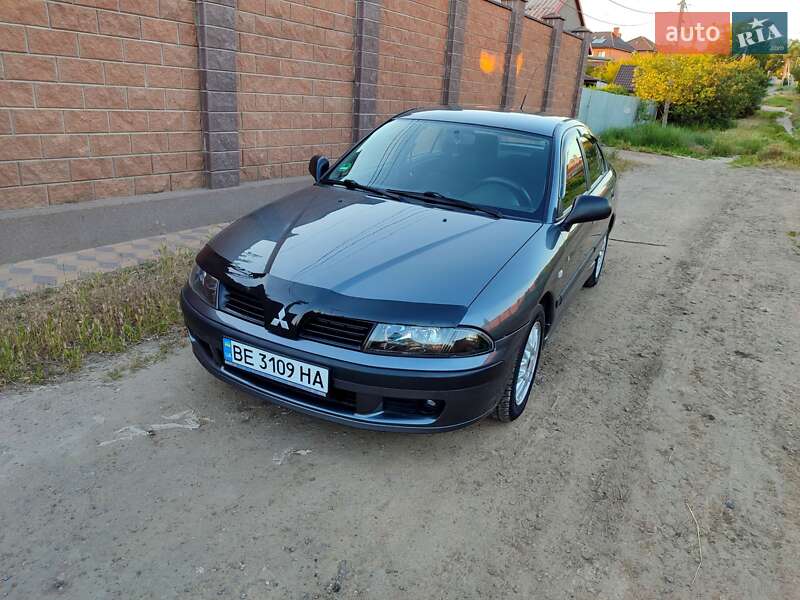 Mitsubishi Carisma