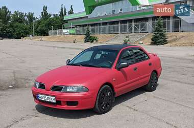 Седан Mitsubishi Carisma 2000 в Кременчуці