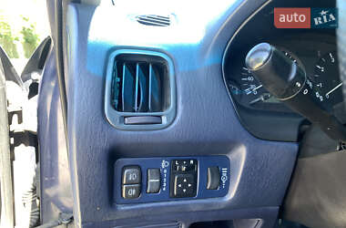 Лифтбек Mitsubishi Carisma 2001 в 