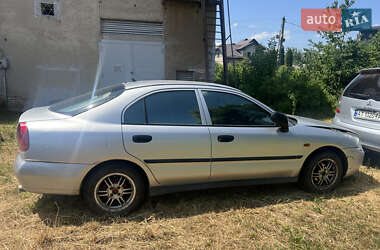 Седан Mitsubishi Carisma 1997 в Івано-Франківську