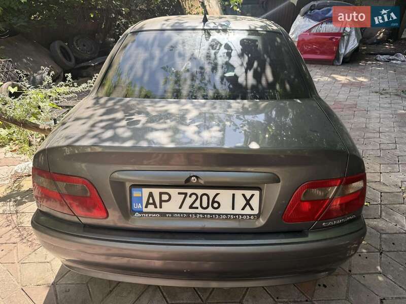 Mitsubishi Carisma 2004