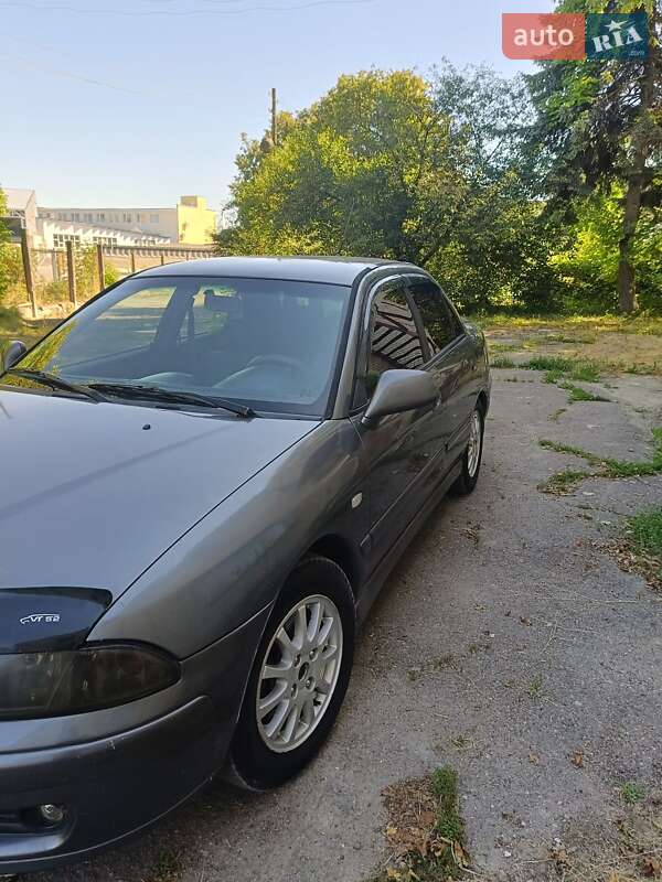 Седан Mitsubishi Carisma 2003 в Тернополе