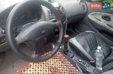Лифтбек Mitsubishi Carisma 1997 в 