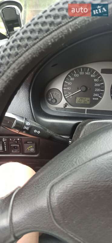 Седан Mitsubishi Carisma 2003 в Ровно фото 2 Седан Mitsubishi Carisma 2003 в Ровно