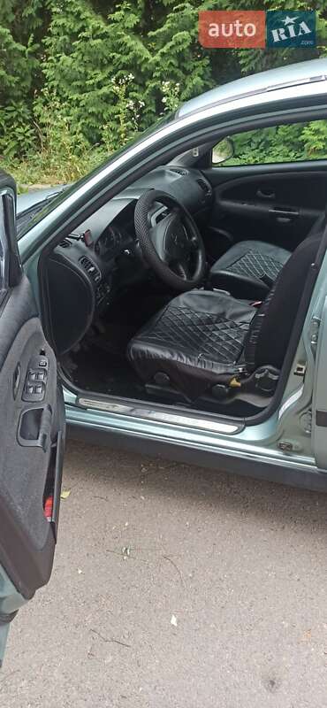 Седан Mitsubishi Carisma 2003 в Ровно фото 9 Седан Mitsubishi Carisma 2003 в Ровно