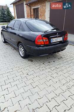 Лифтбек Mitsubishi Carisma 2002 в Тернополе