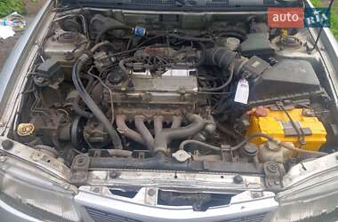 Лифтбек Mitsubishi Carisma 1997 в 