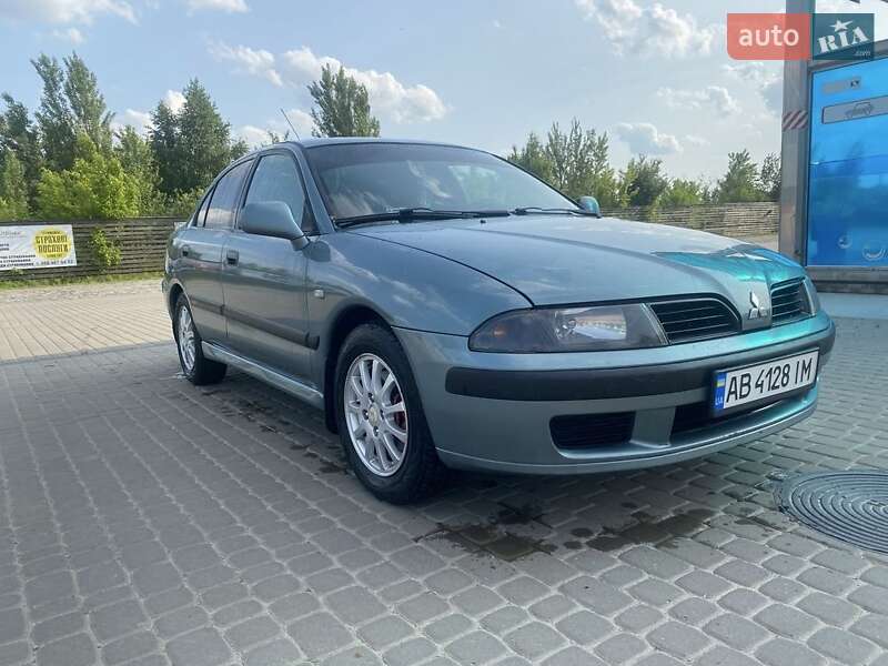 Mitsubishi Carisma 2002