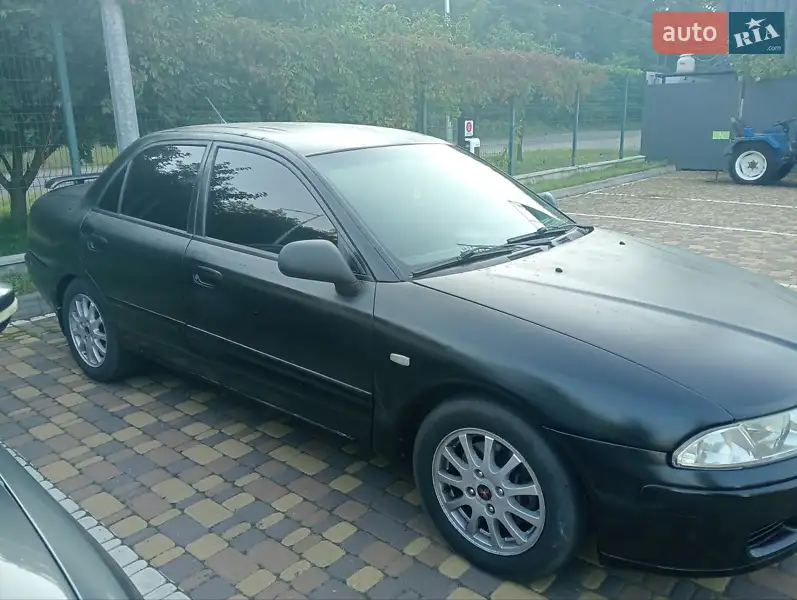 Mitsubishi Carisma 2003