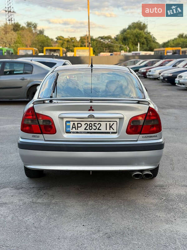 Лифтбек Mitsubishi Carisma 2001 в Запорожье