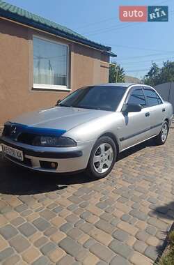 Седан Mitsubishi Carisma 2001 в Пятихатках