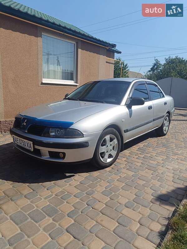 Седан Mitsubishi Carisma 2001 в 