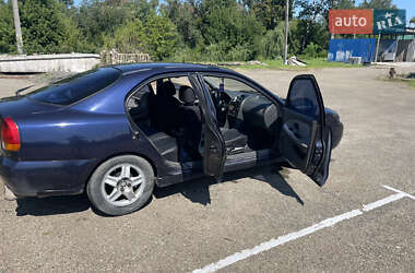 Ліфтбек Mitsubishi Carisma 1996 в  фото 7 Ліфтбек Mitsubishi Carisma 1996 в