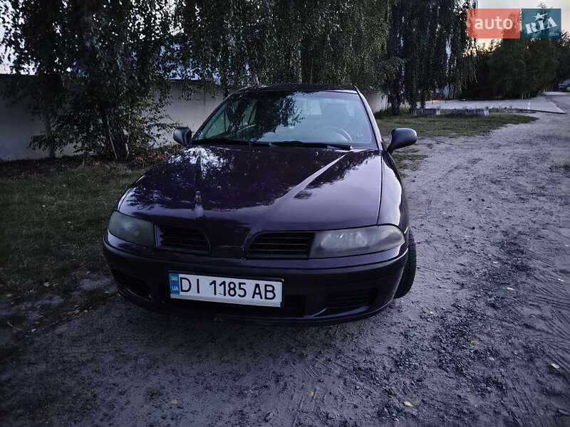 Mitsubishi Carisma 2002