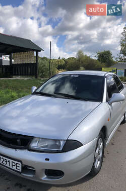 Седан Mitsubishi Carisma 1997 в Львові