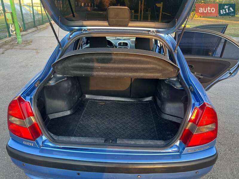 Ліфтбек Mitsubishi Carisma 2001 в Олександрії фото 5 Ліфтбек Mitsubishi Carisma 2001 в Олександрії