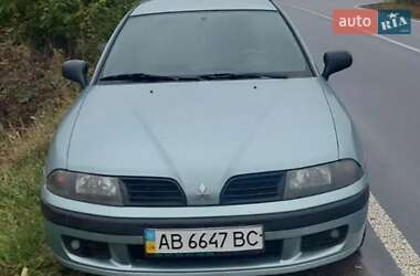 Седан Mitsubishi Carisma 2003 в Бершаді