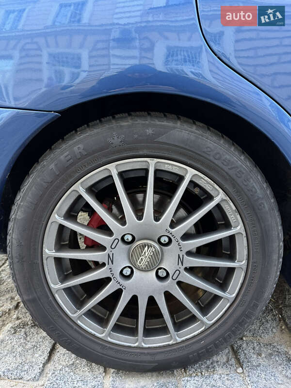 Седан Mitsubishi Carisma 2003 в Одессе фото 5 Седан Mitsubishi Carisma 2003 в Одессе