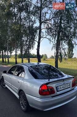 Лифтбек Mitsubishi Carisma 2003 в Переяславе