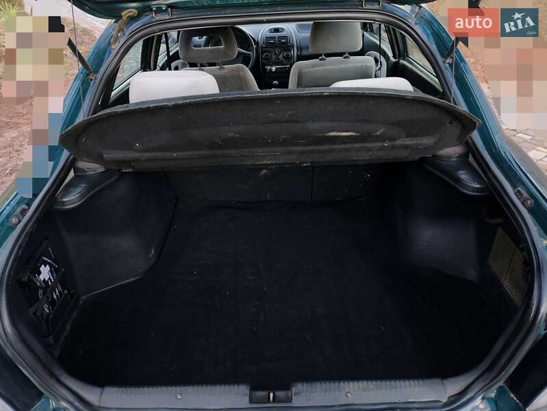 Ліфтбек Mitsubishi Carisma 1996 в Надвірній