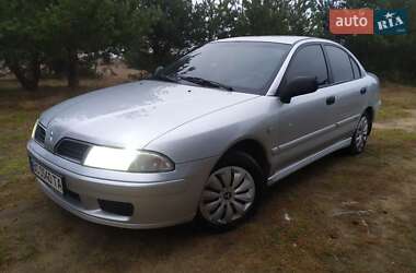 Ліфтбек Mitsubishi Carisma 2003 в Мостиській