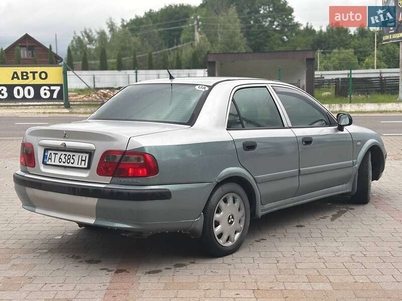 Седан Mitsubishi Carisma 2003 в Івано-Франківську