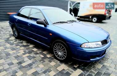 Седан Mitsubishi Carisma 2000 в Миколаєві