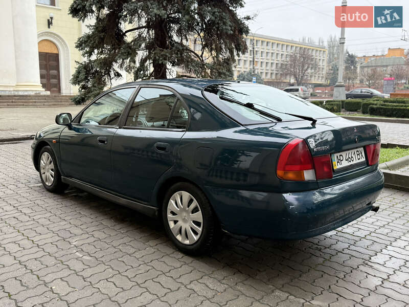 Ліфтбек Mitsubishi Carisma 1996 в Запоріжжі фото 2 Ліфтбек Mitsubishi Carisma 1996 в Запоріжжі