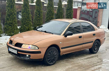 Лифтбек Mitsubishi Carisma 2000 в Черновцах